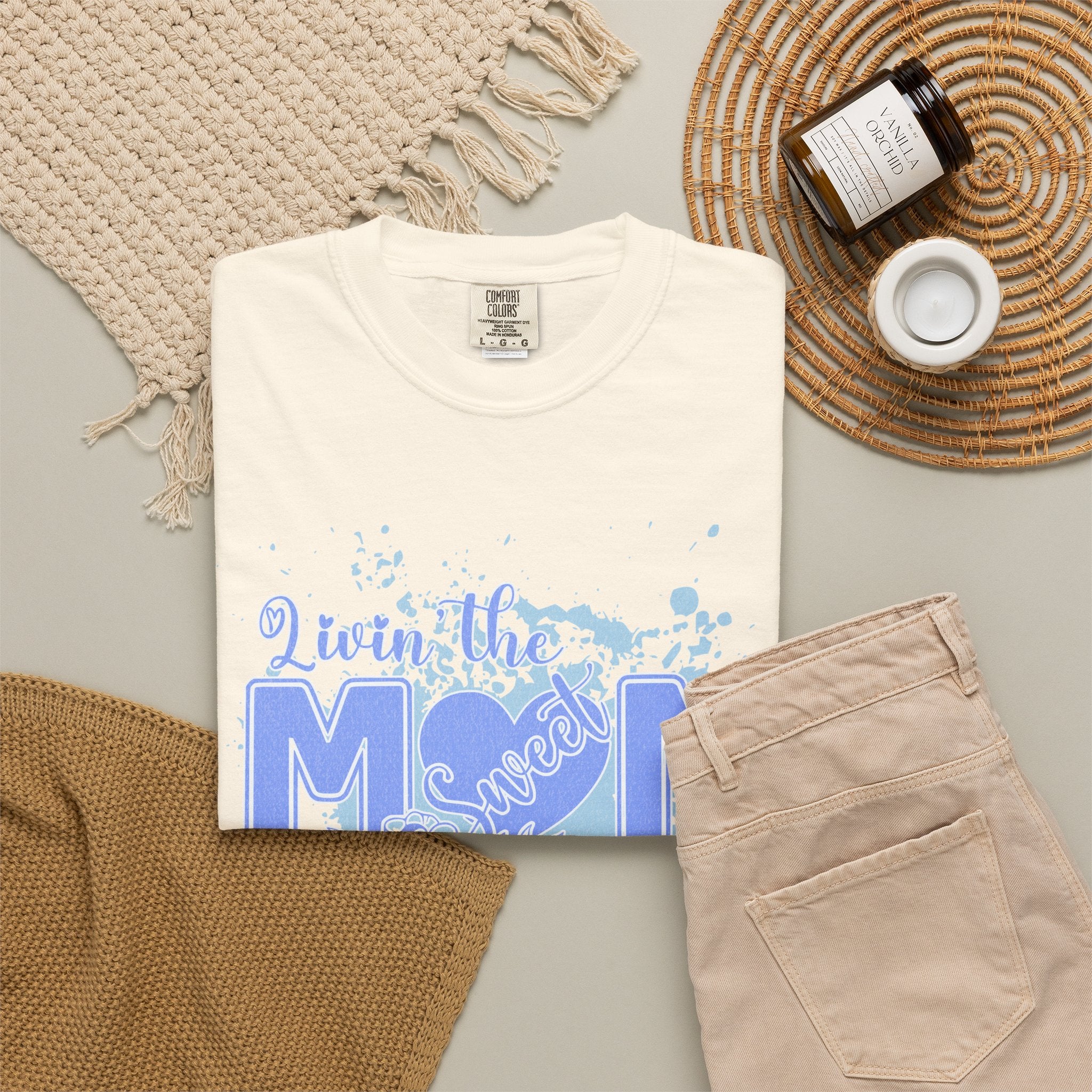 Mom Life T-Shirt - Livin' the Mom Life Graphic Tee