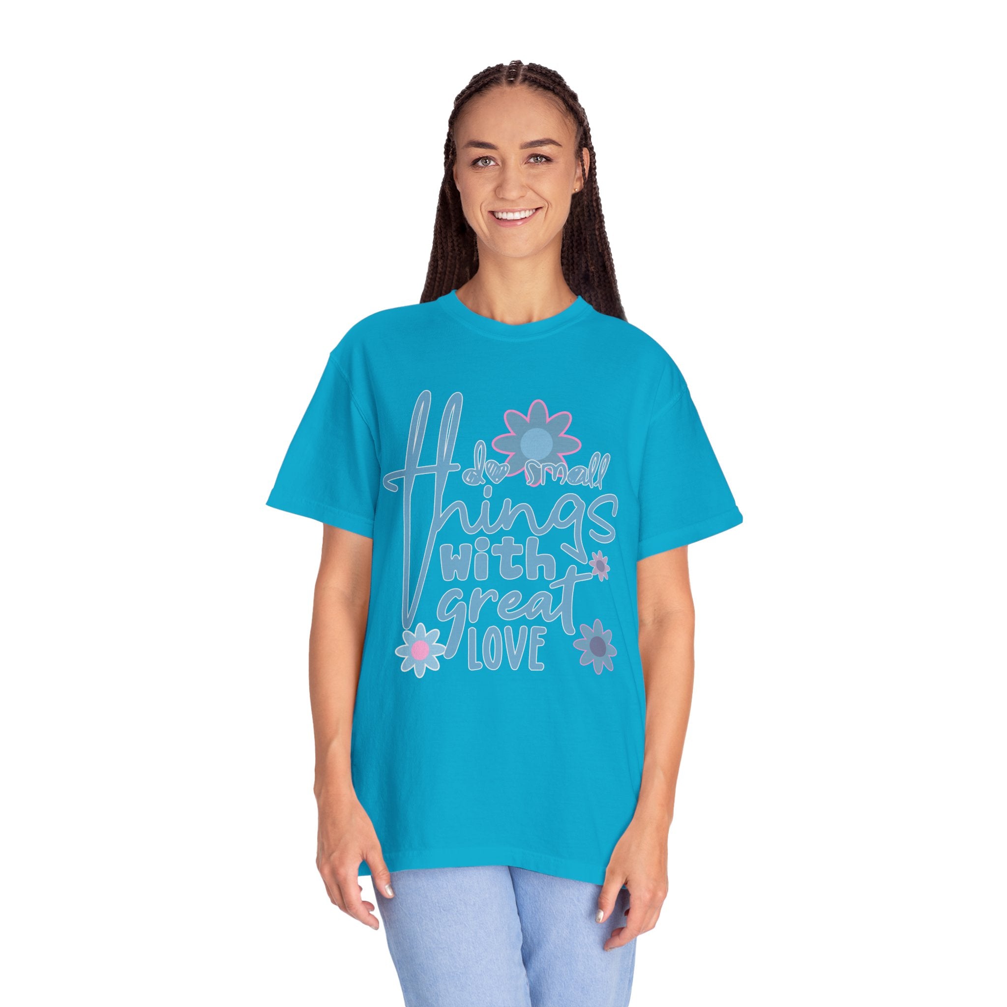 Textured Retro Great Love Graphic Tee