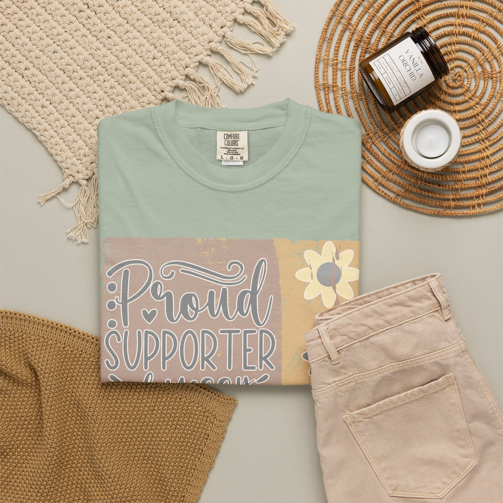 Supporter of Messy Hair and Sweatpants Textured T-Shirt