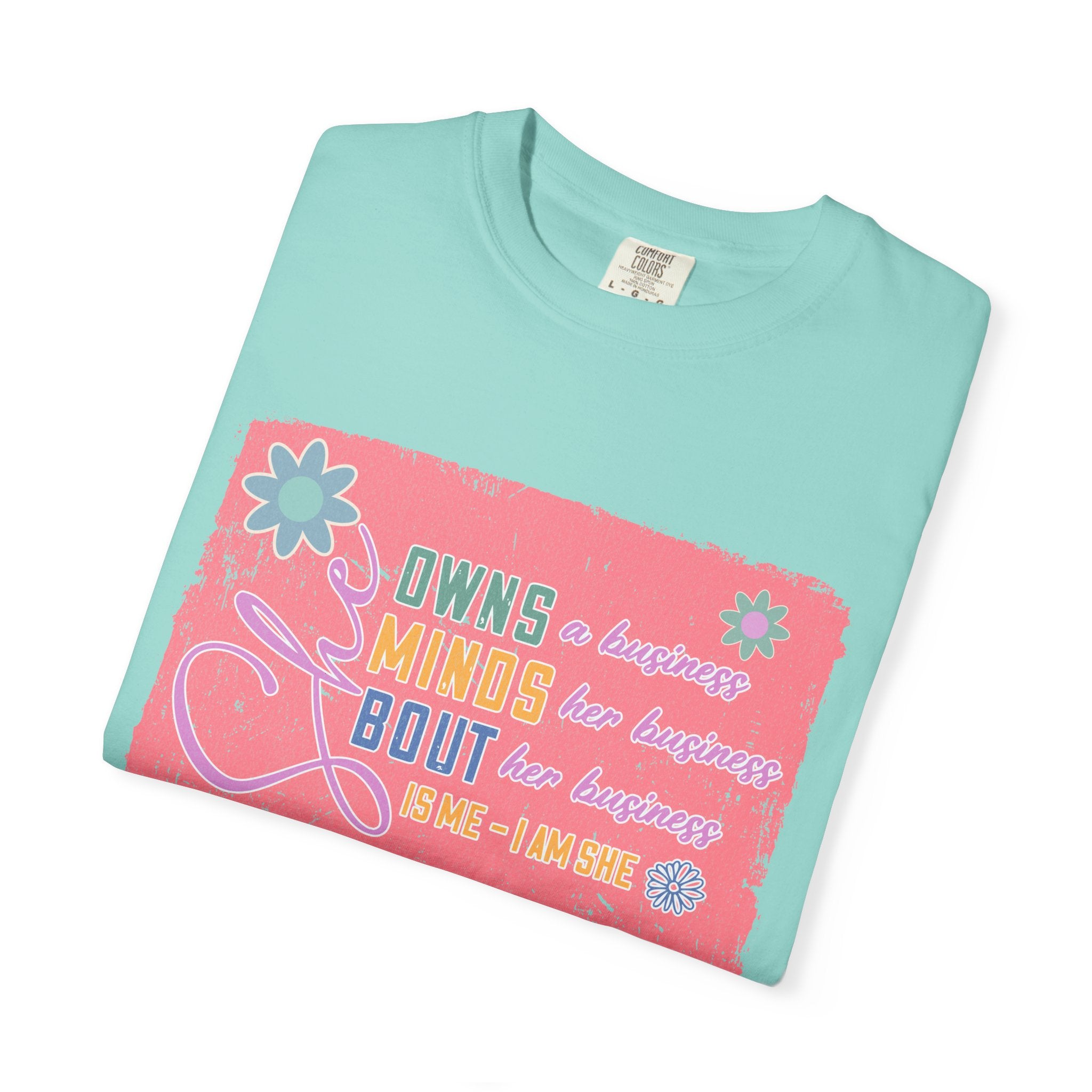 Textured She Owns Minds Her Business T-Shirt —  Floral Retro Design