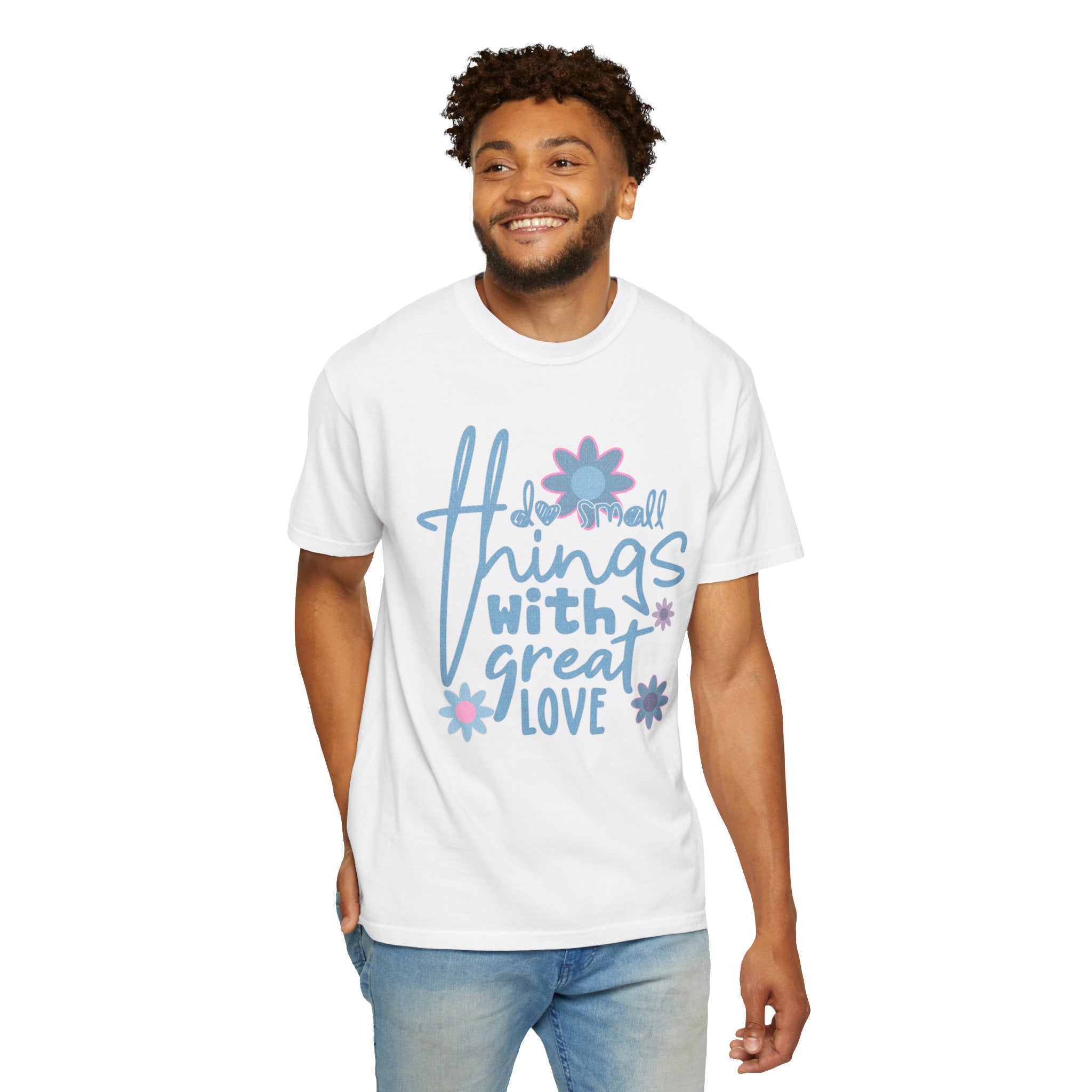 Textured Retro Great Love Graphic Tee