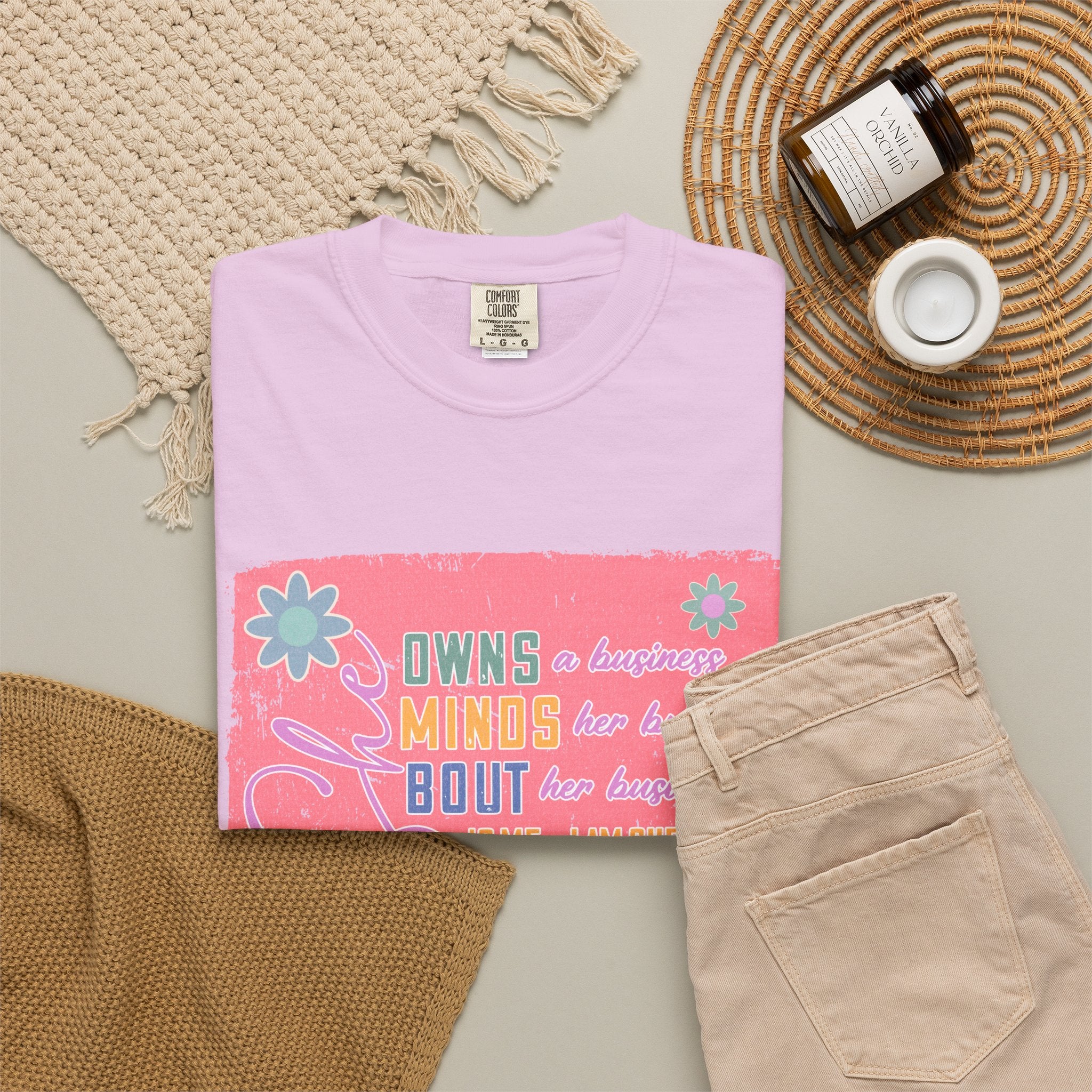 Textured She Owns Minds Her Business T-Shirt —  Floral Retro Design