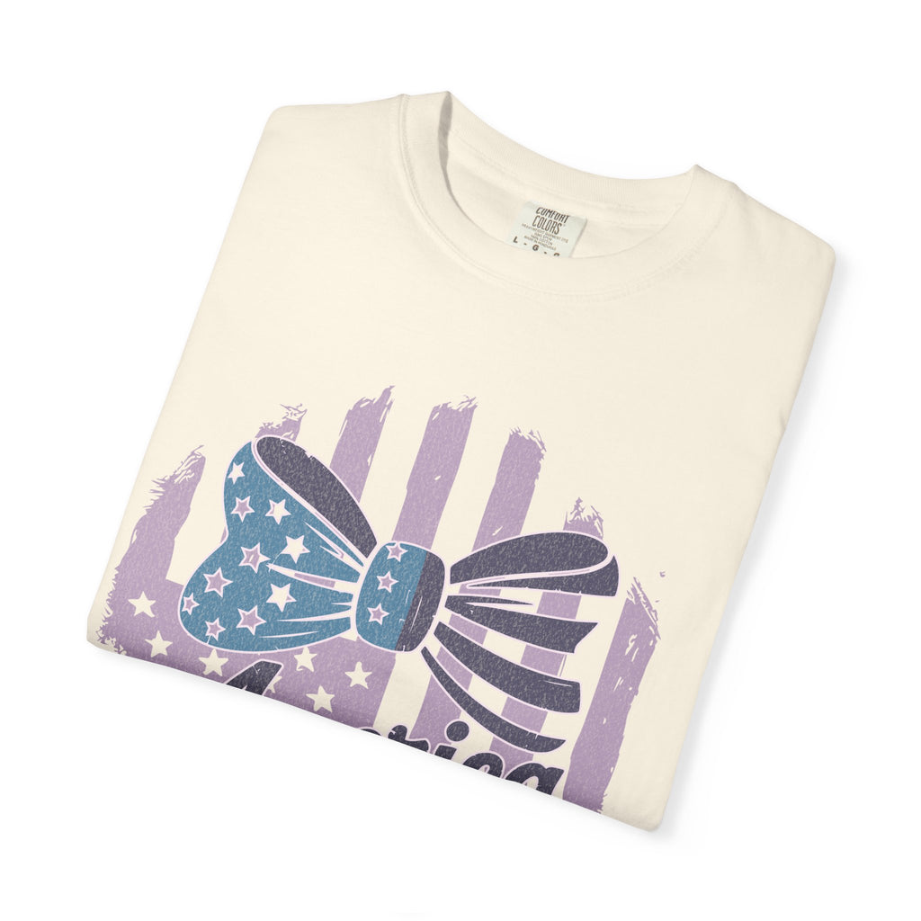 America Flag Bow Textured T-Shirt – Patriotic Floral USA Graphic Tee