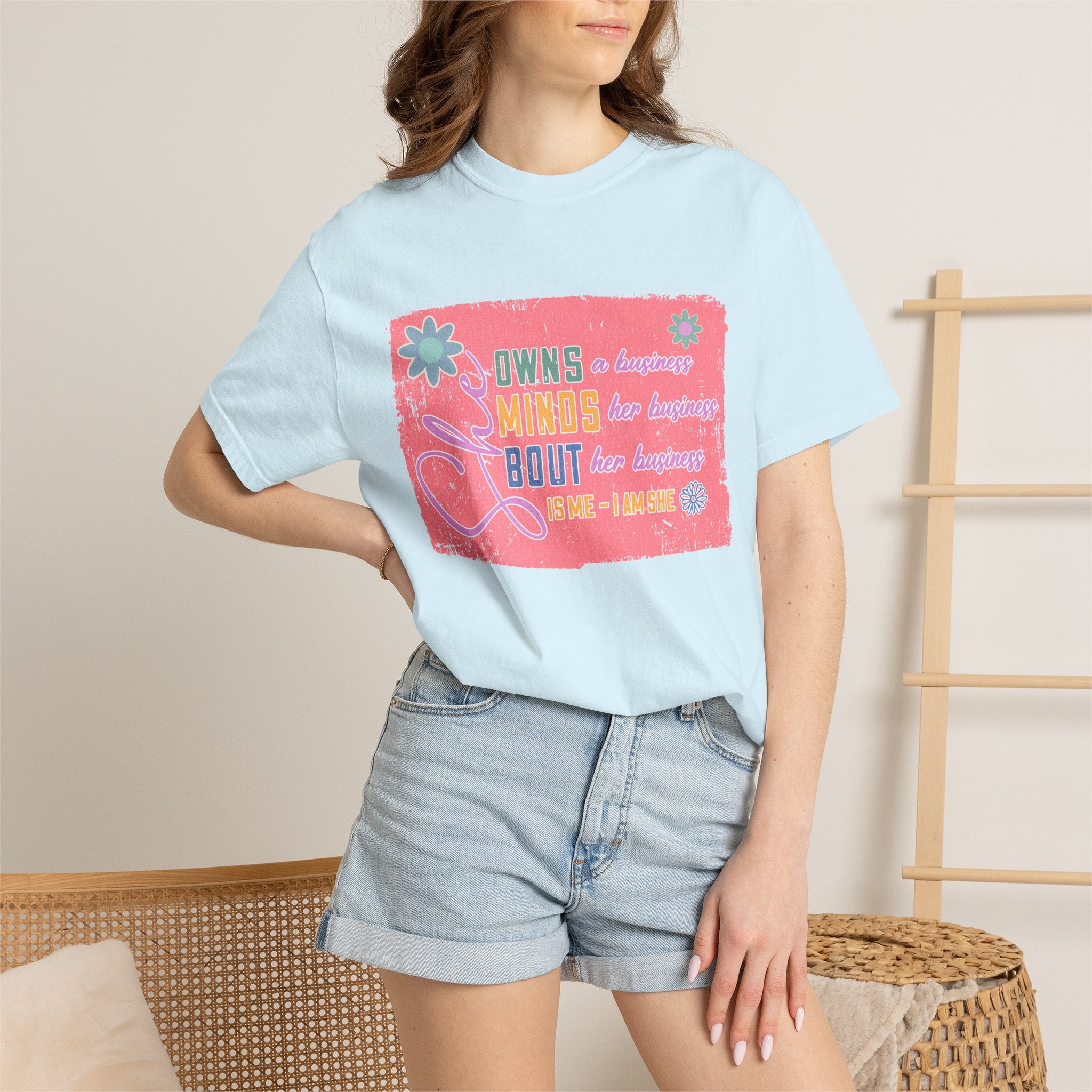 Textured She Owns Minds Her Business T-Shirt —  Floral Retro Design
