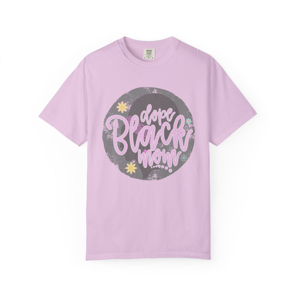 Dope Black Mom Textured  T-Shirt — Retro Script Graphic Tee for Proud Moms