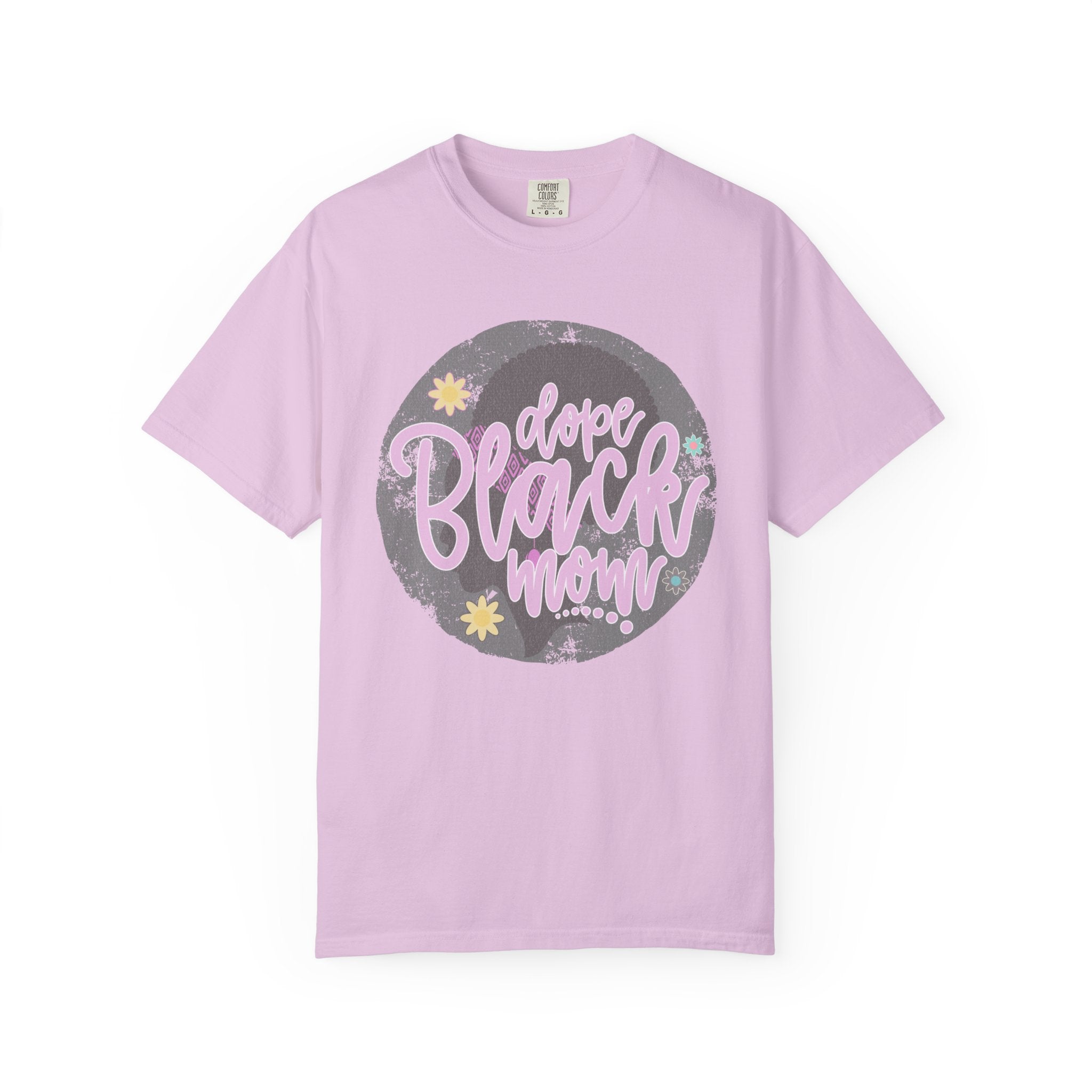 Dope Black Mom Textured  T-Shirt — Retro Script Graphic Tee for Proud Moms