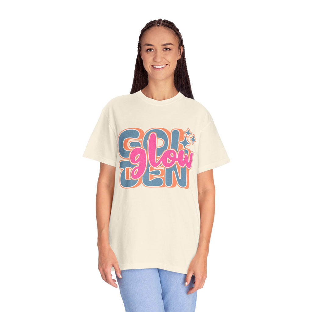 Golden Glow Retro Graphic Textured T-Shirt