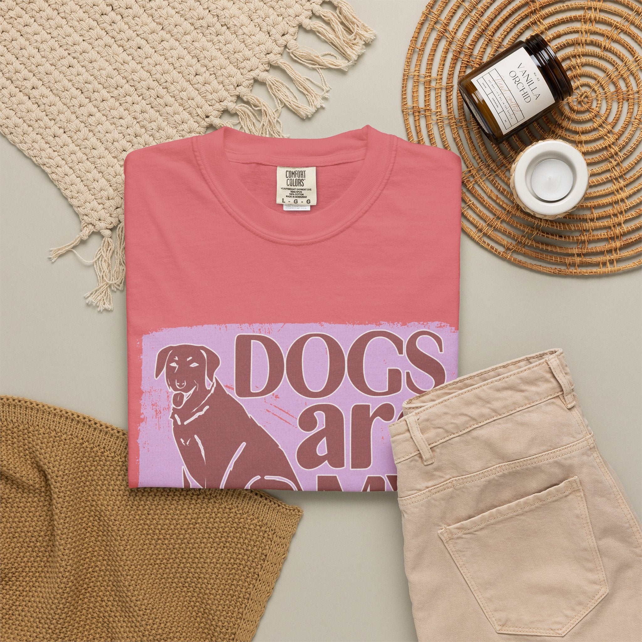 Textured Dogs Are My Favorite People T-Shirt – Retro Paw Print Dog Lover Tee