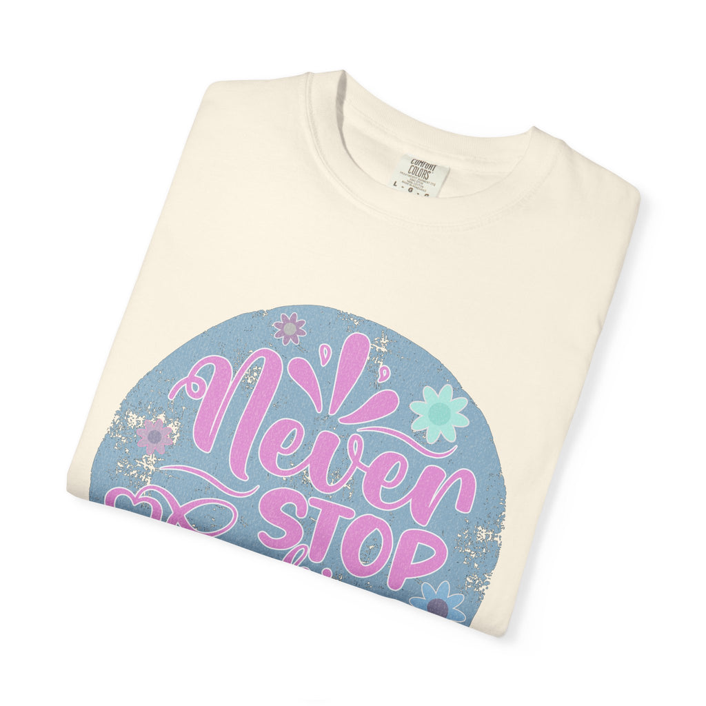 Textured T-Shirt — "Never Stop Looking Up" Inspirational Graphic Tee