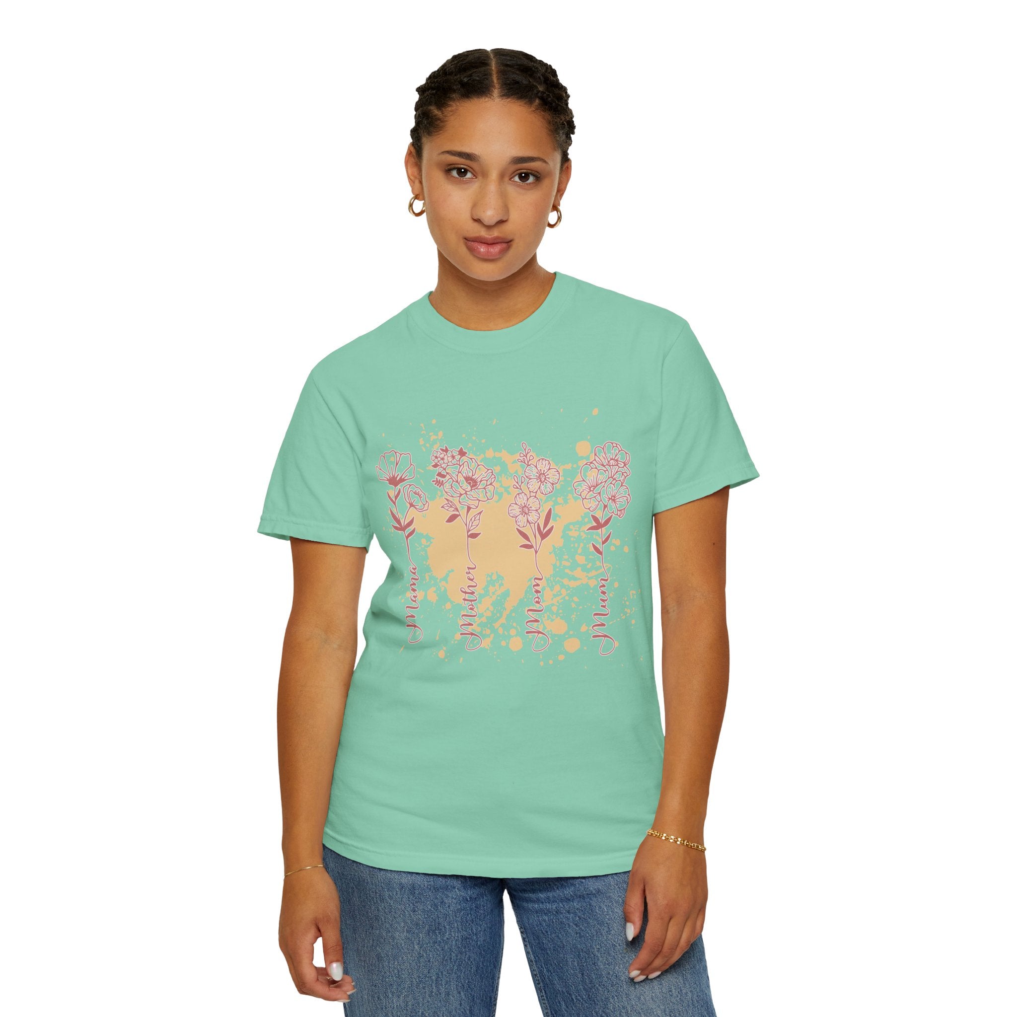 Floral Mama Textured Tee — Mothers Day Garden Blossom T-Shirt