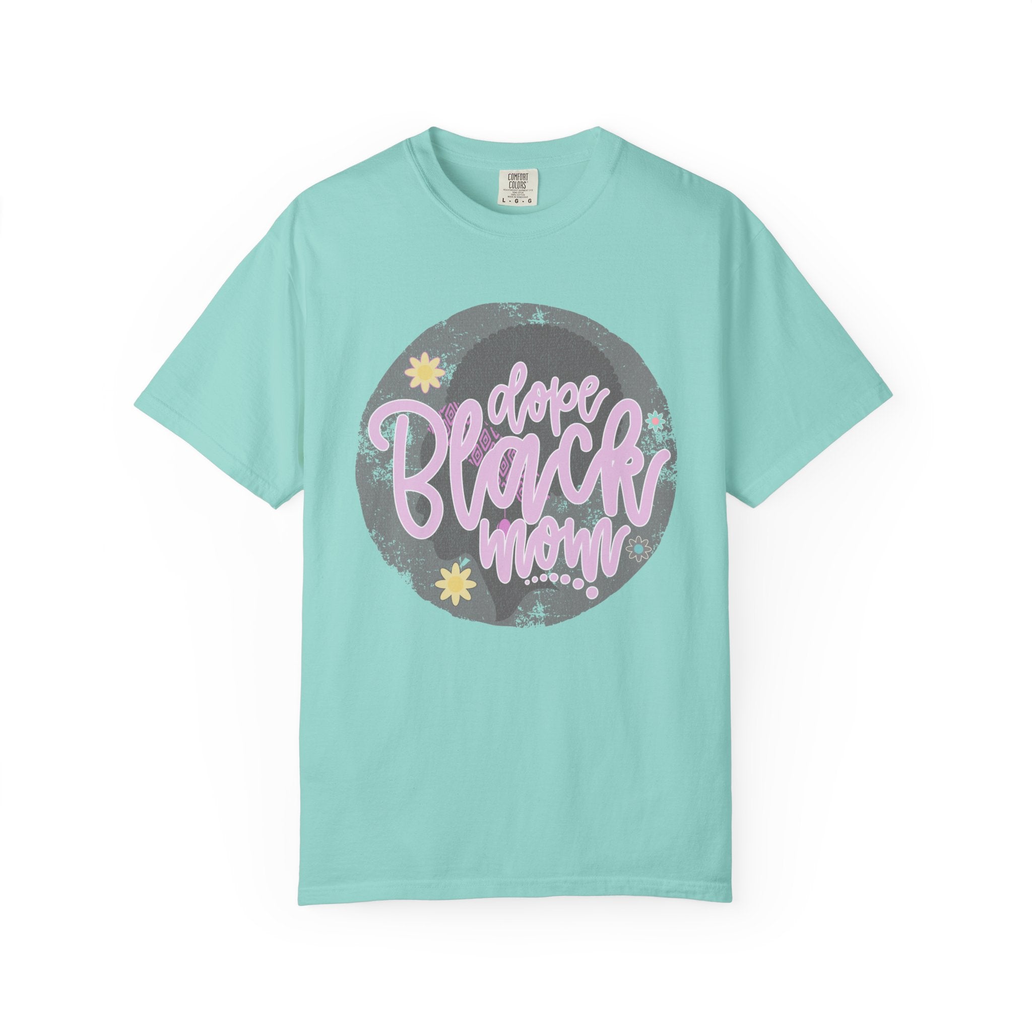 Dope Black Mom Textured  T-Shirt — Retro Script Graphic Tee for Proud Moms