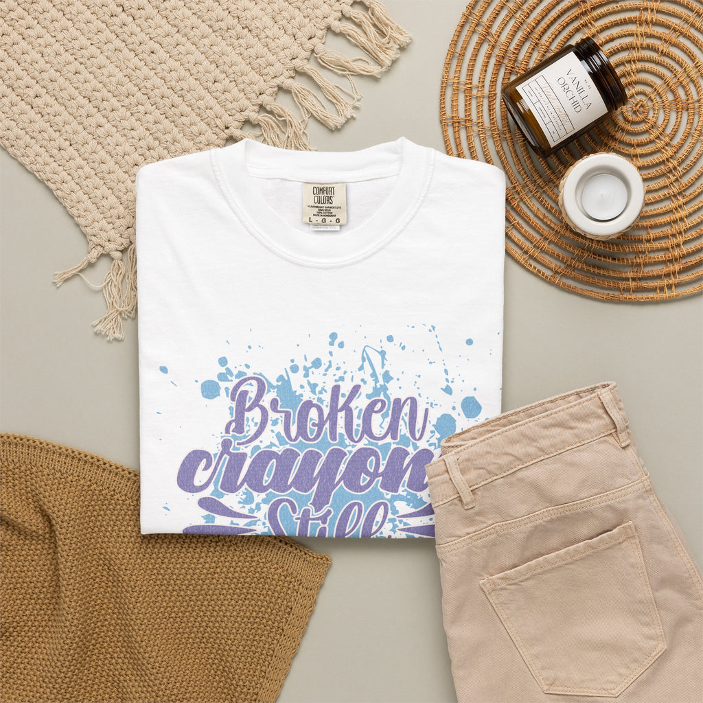 Broken Crayons Still Color  Textured T-Shirt — Inspirational Art Quote Tee