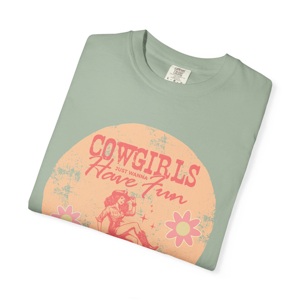 Cowgirls Just Wanna Have Fun Textured Retro Graphic T-Shirt