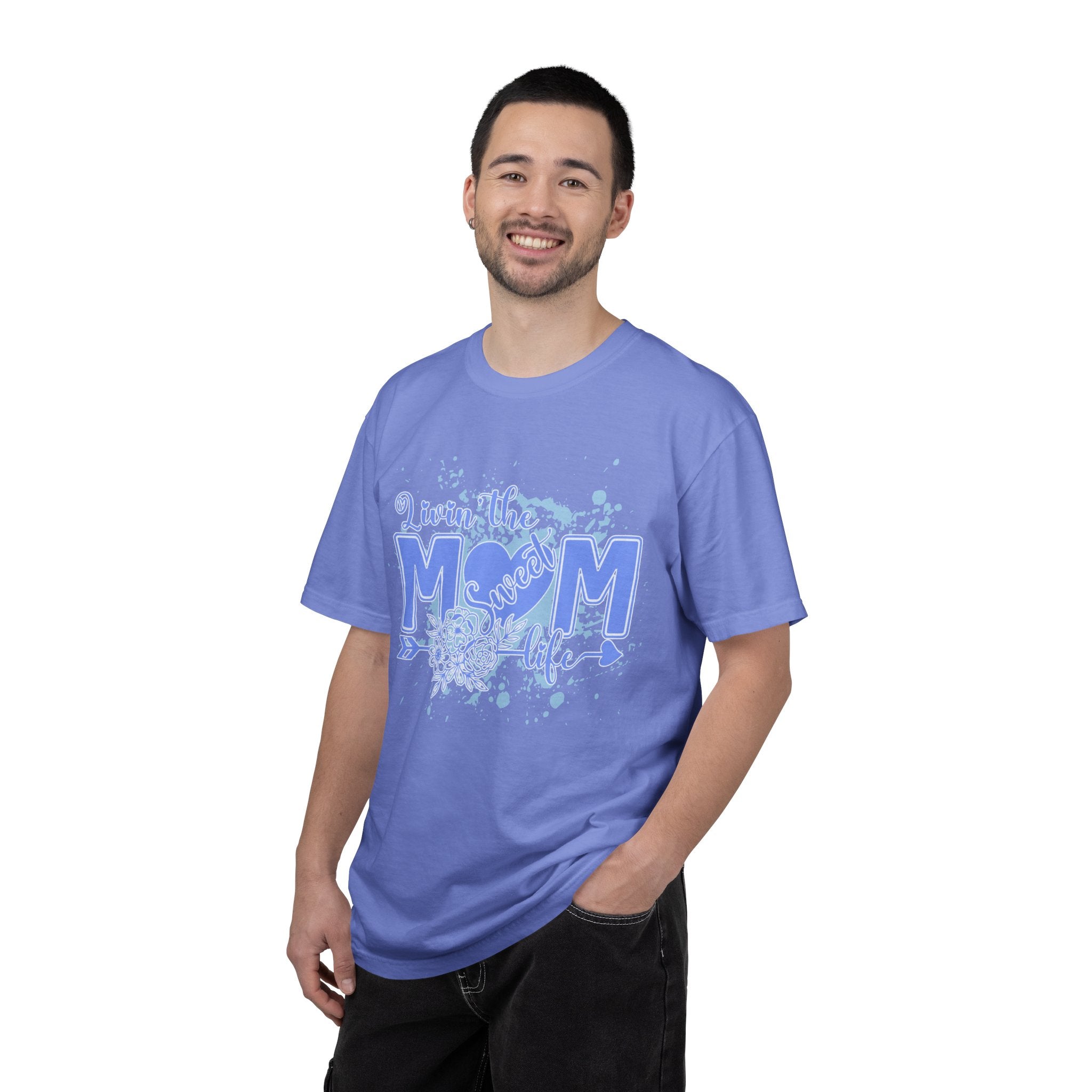 Mom Life T-Shirt - Livin' the Mom Life Graphic Tee