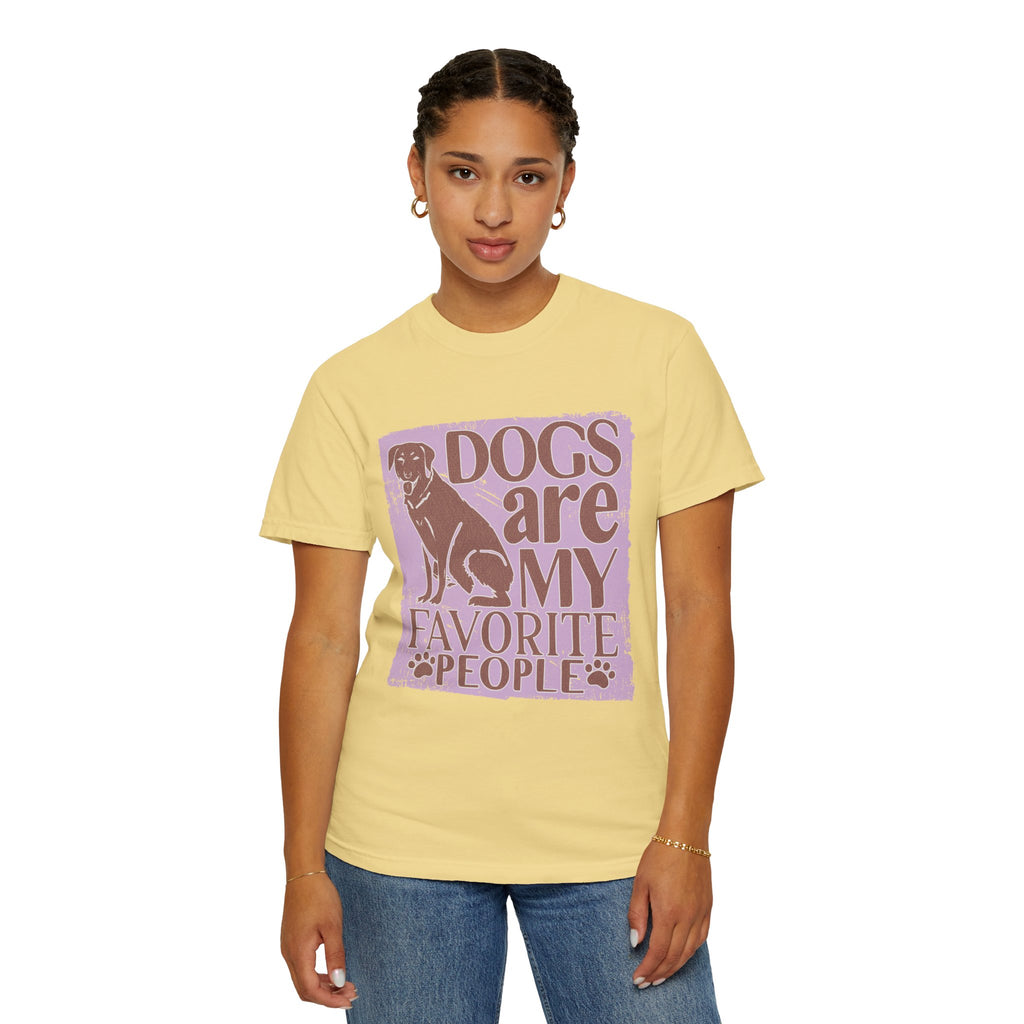 Textured Dogs Are My Favorite People T-Shirt – Retro Paw Print Dog Lover Tee