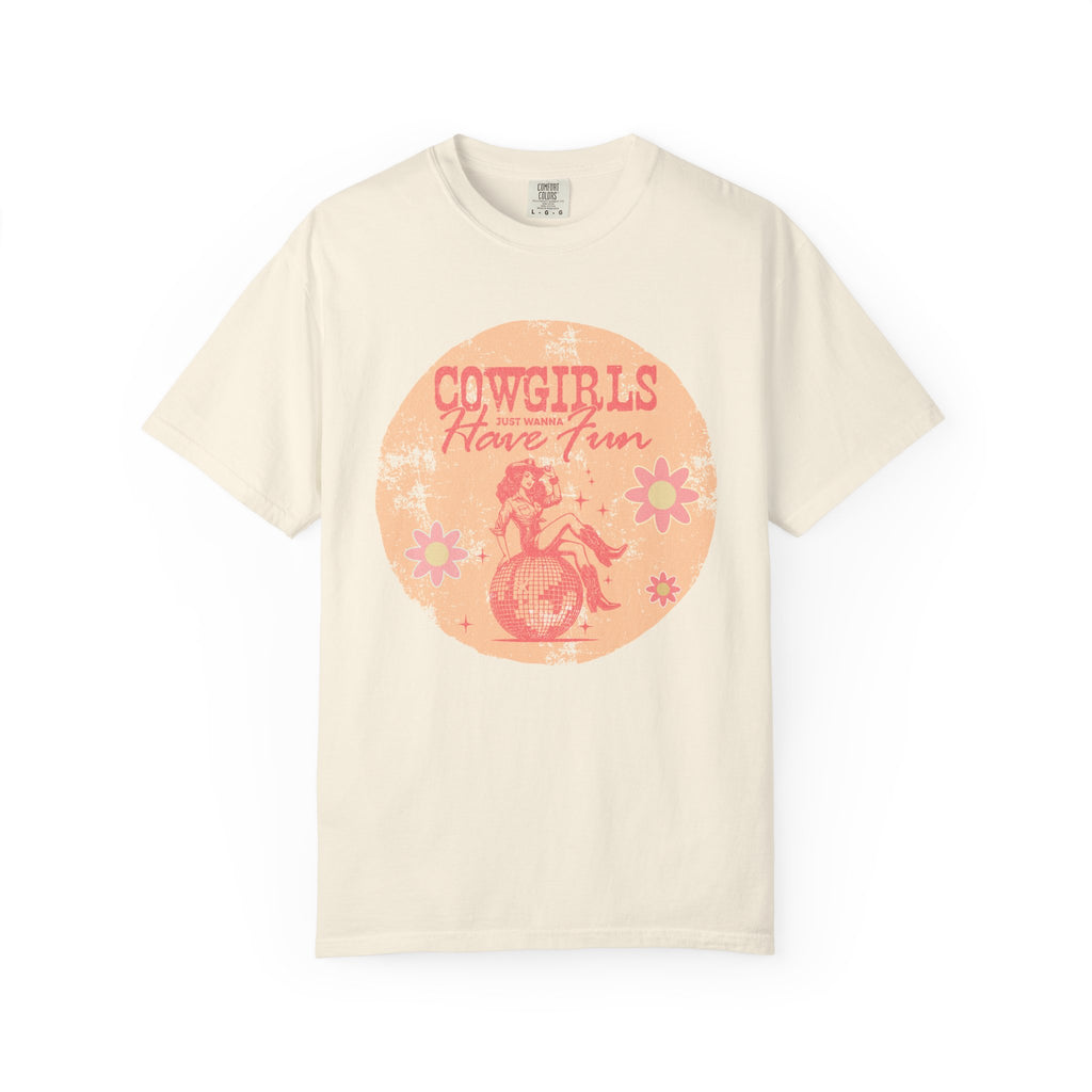 Cowgirls Just Wanna Have Fun Textured Retro Graphic T-Shirt