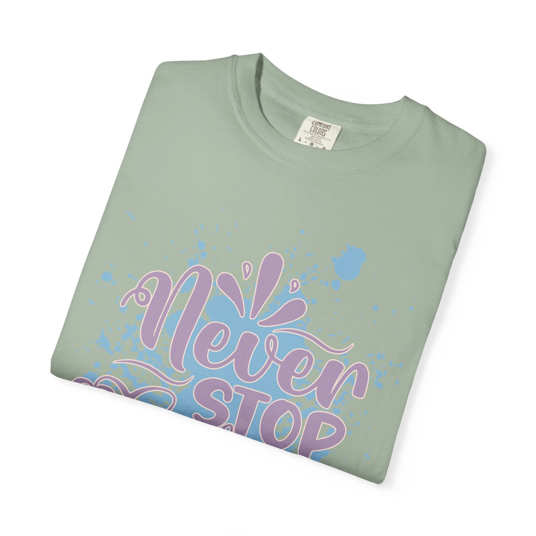 Retro Never Stop Looking Up Tee Textured Inspirational Graphic T-Shirt