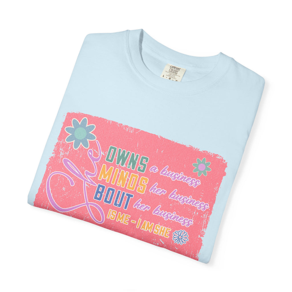 Textured She Owns Minds Her Business T-Shirt —  Floral Retro Design