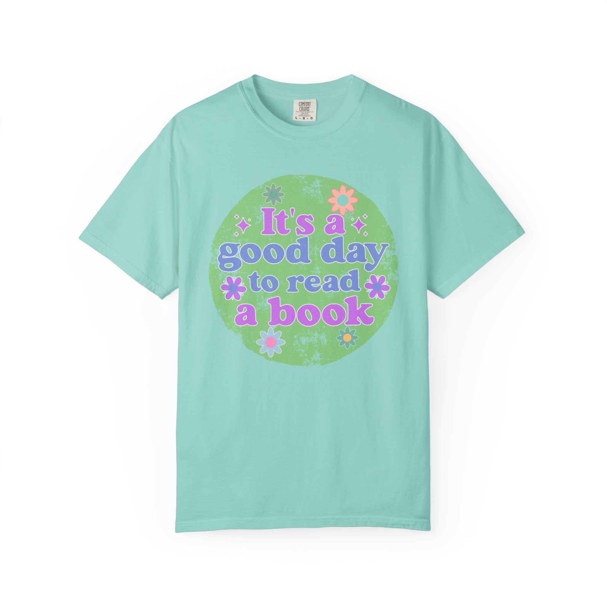 It's a Good Day to Read a Book Textured T-Shirt