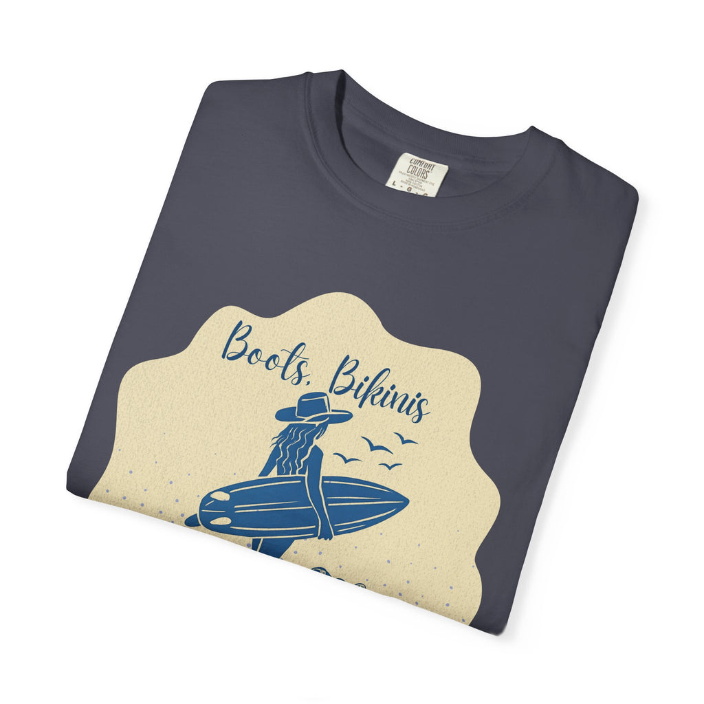 Textured Surf Vibes T-Shirt — 'Beach, Bikinis & Beach Days' Vintage Surf Graphic