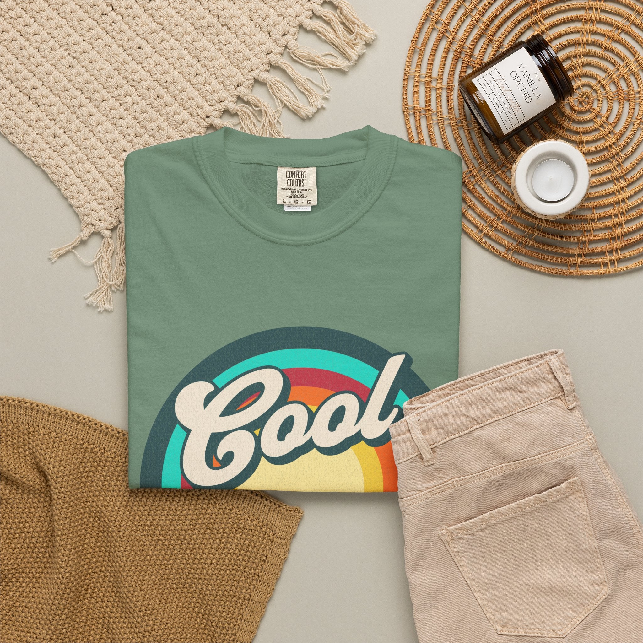 Cool Moms Club Textured T-shirt | Retro Cool Moms Club Rainbow