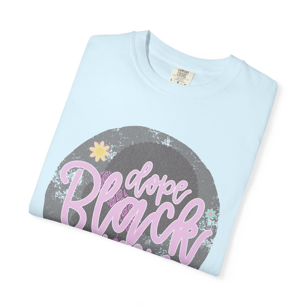 Dope Black Mom Textured  T-Shirt — Retro Script Graphic Tee for Proud Moms