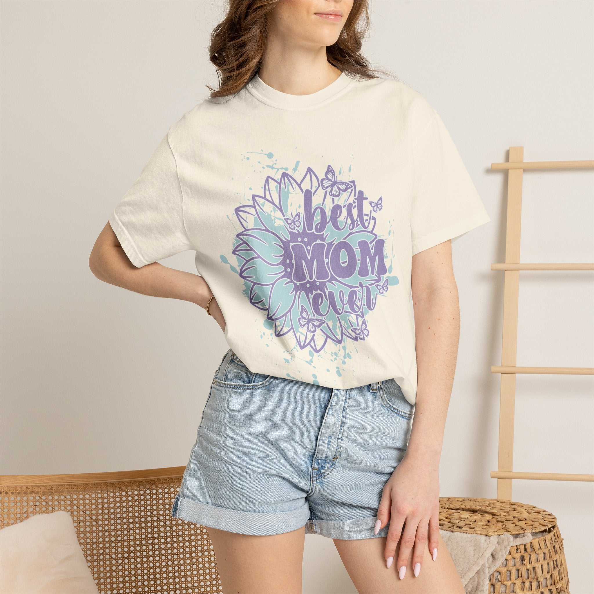 Mom Squad TexturedT-Shirt – 'Best Mom Ever' Floral Graphic Tee