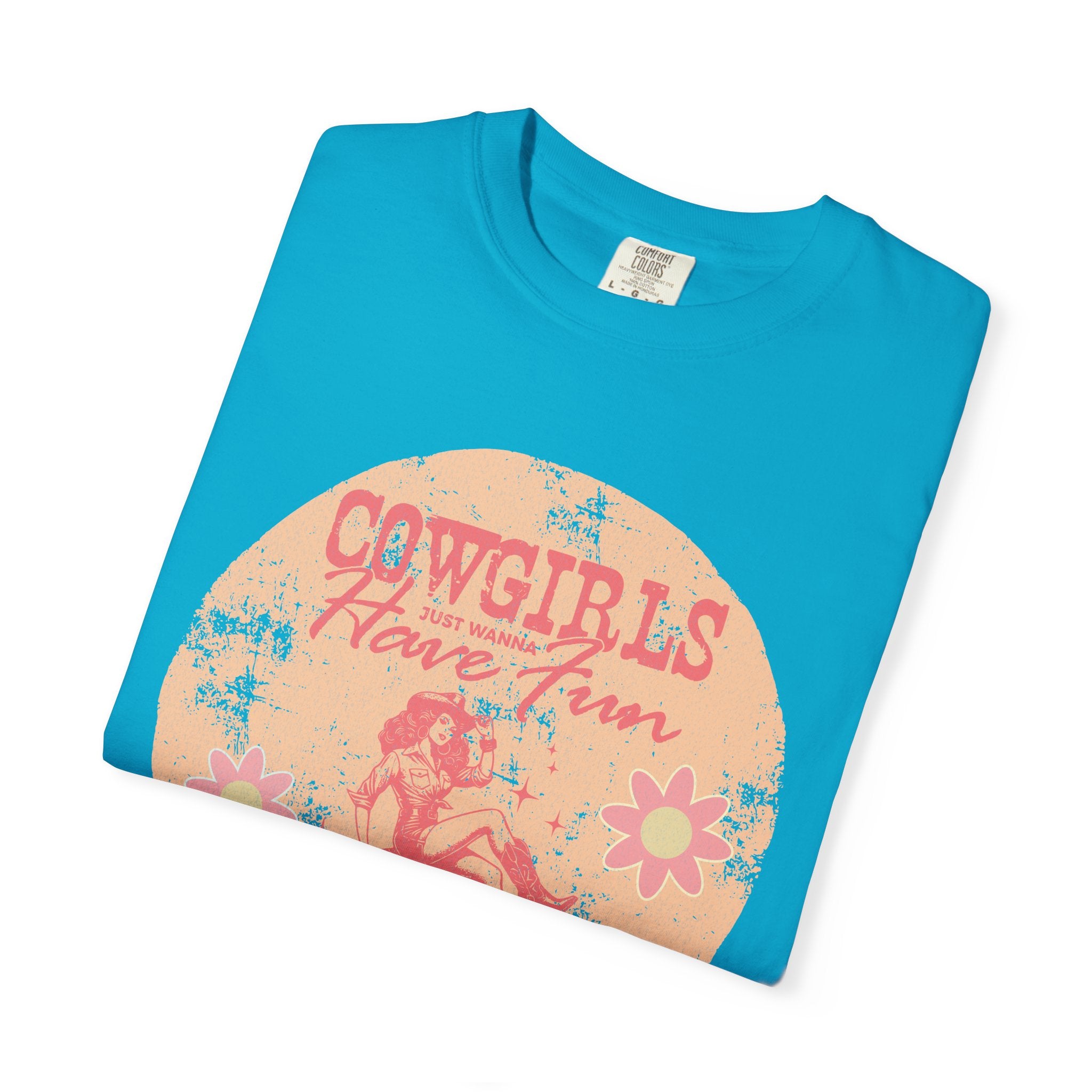Cowgirls Just Wanna Have Fun Textured Retro Graphic T-Shirt