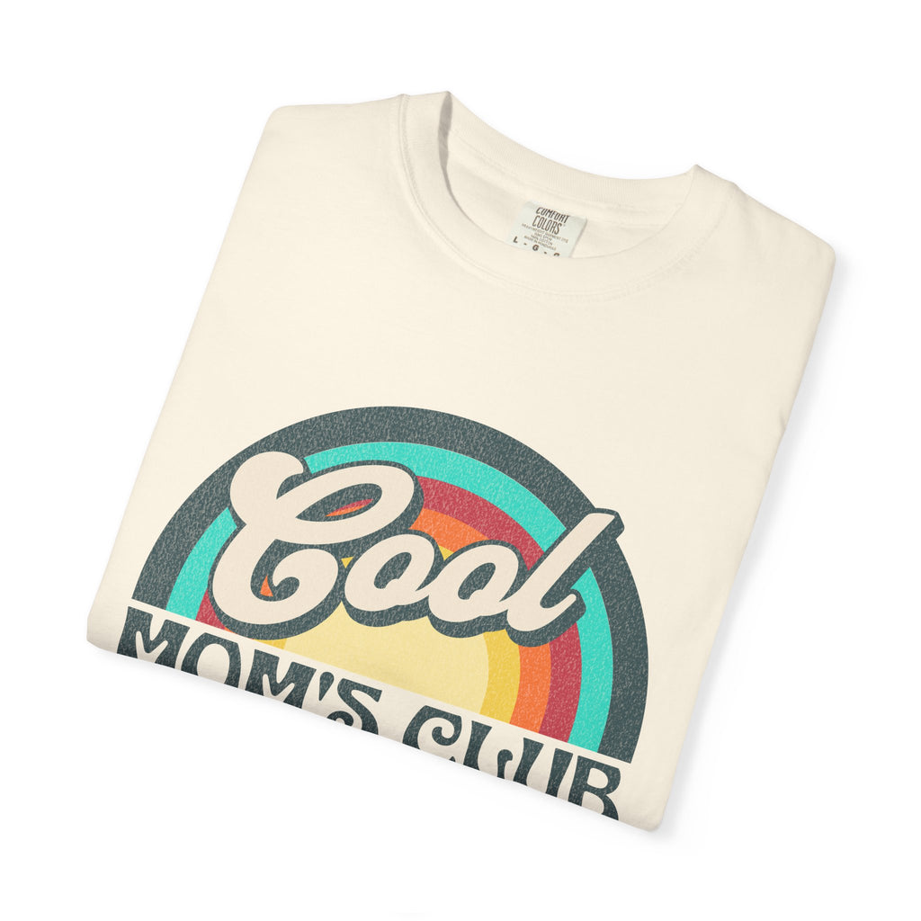 Cool Moms Club Textured T-shirt | Retro Cool Moms Club Rainbow