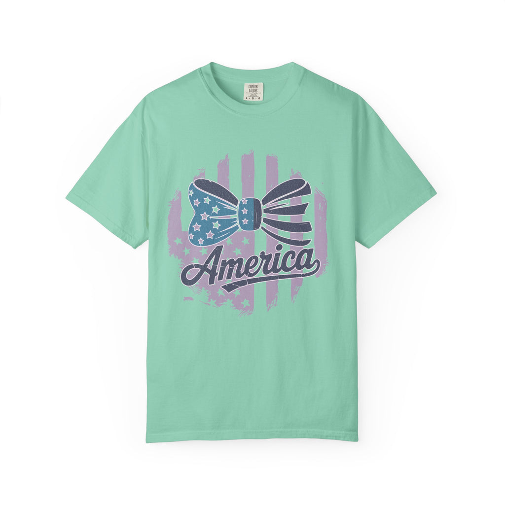 America Flag Bow Textured T-Shirt – Patriotic Floral USA Graphic Tee