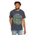 On Bravo Para Papá Textured T-Shirt — Colorful Father’s Day Spanish Dad Tee