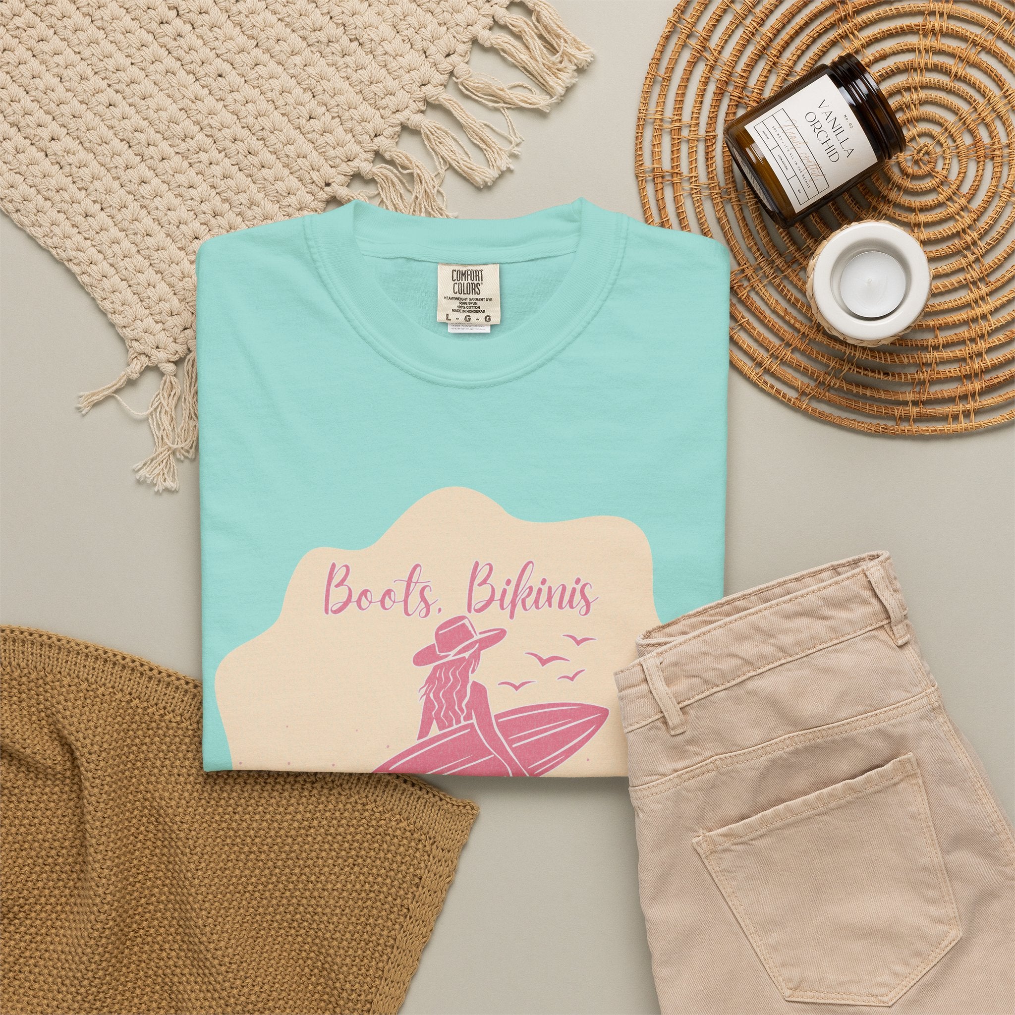 Textured Surf Beach Vintage T-Shirt — 'Beach Bums & Good Vibes' Retro Surf Graphic