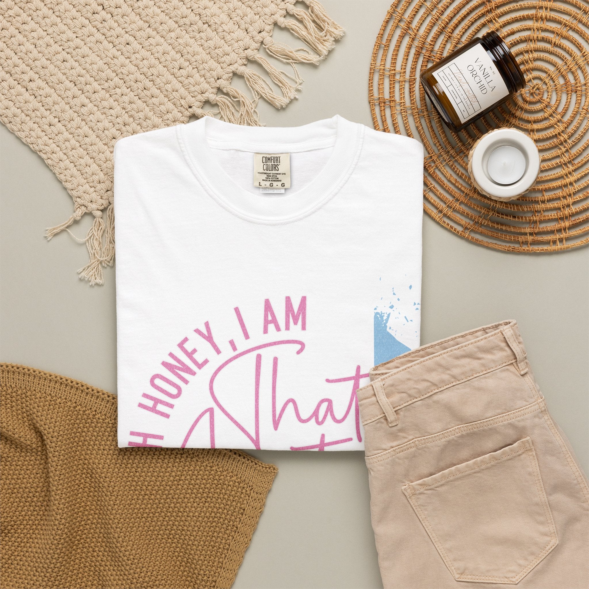 That Auntie Textured T-Shirt - "Oh Honey, I Am That Auntie" Graphic Tee