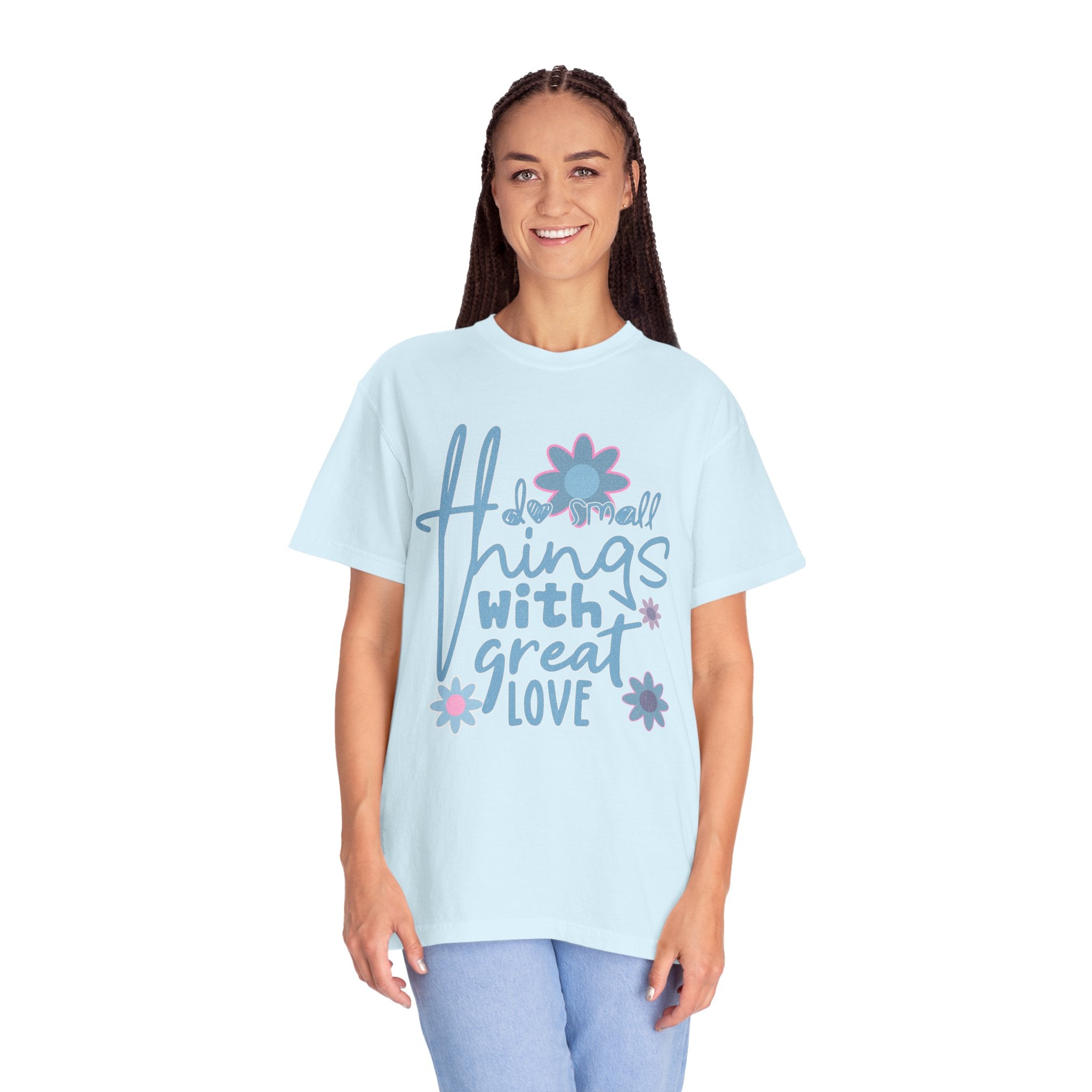 Textured Retro Great Love Graphic Tee