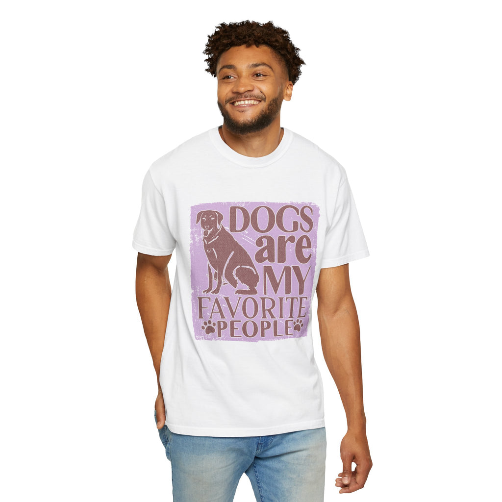 Textured Dogs Are My Favorite People T-Shirt – Retro Paw Print Dog Lover Tee