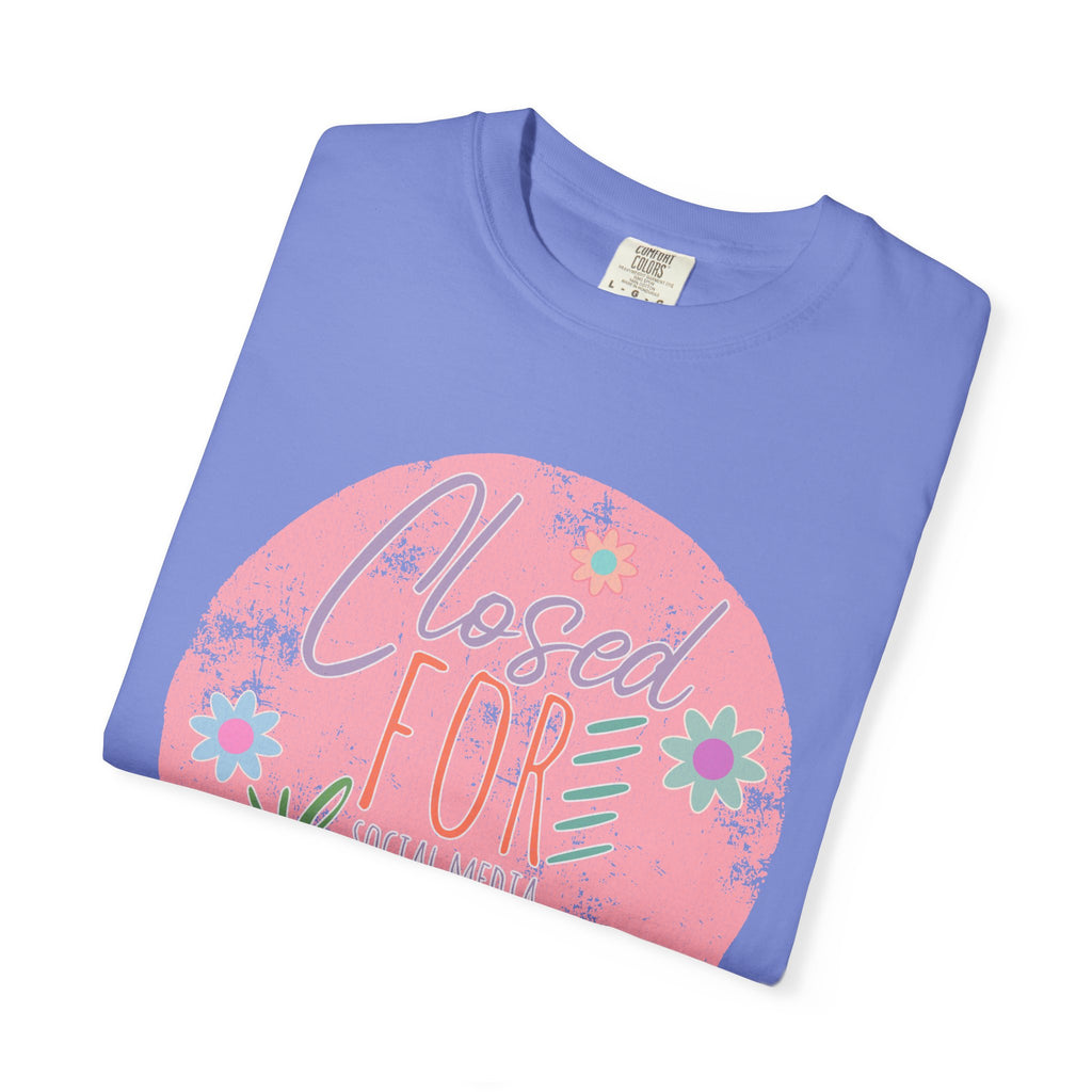 Closed For Detox Textured T‑Shirt — Cute Floral Wellness Tee