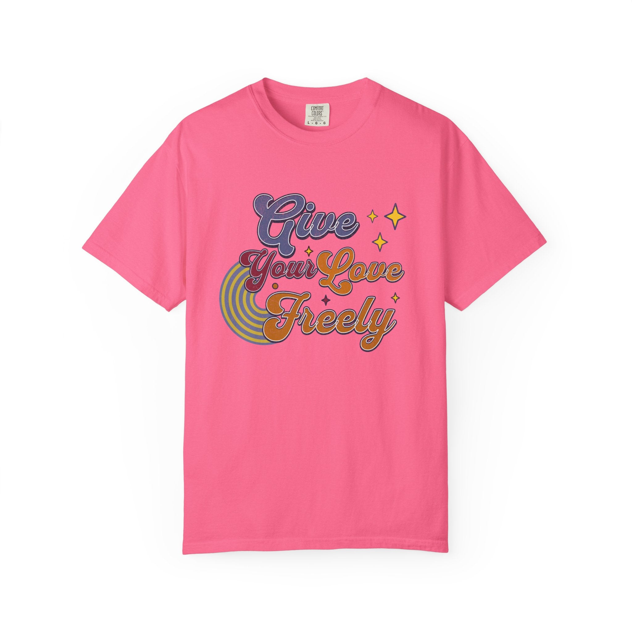 Textured Give Your Love Freely Retro Graphic T-Shirt
