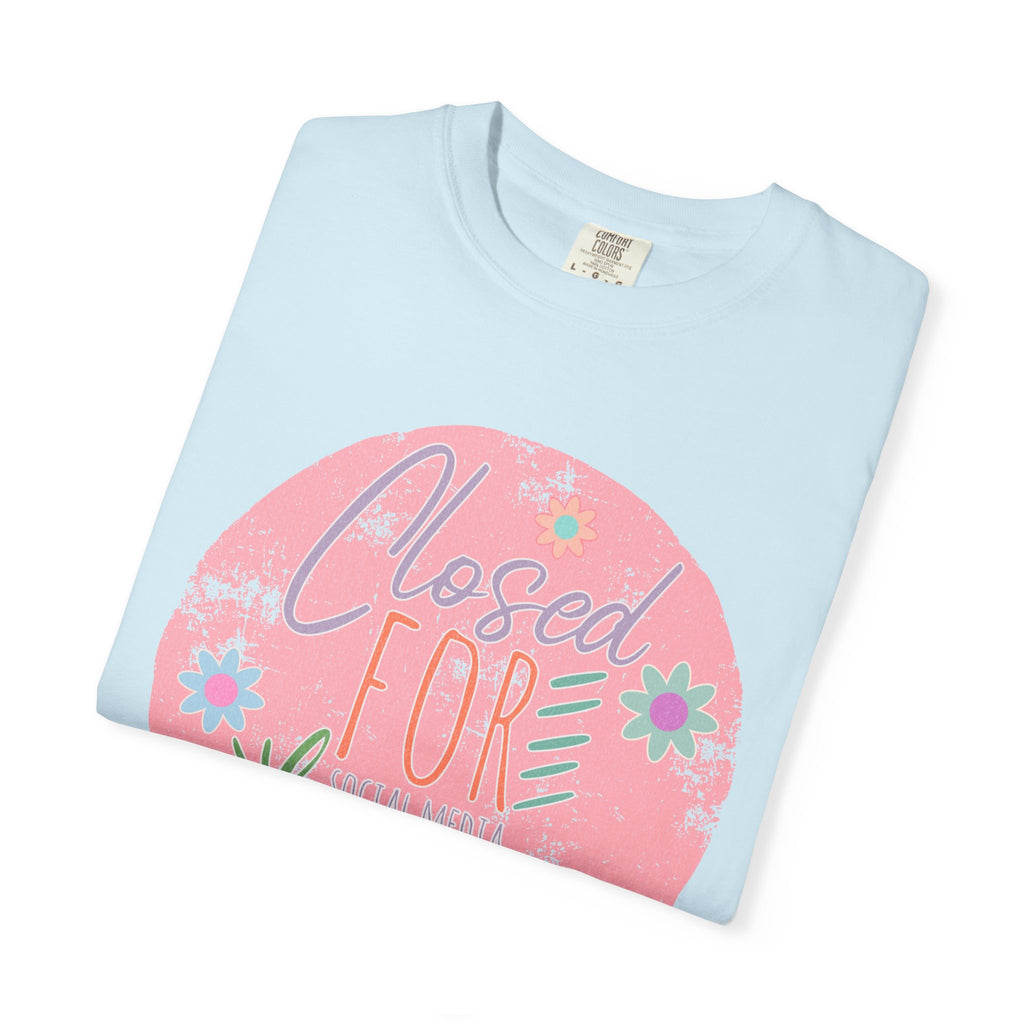 Closed For Detox Textured T‑Shirt — Cute Floral Wellness Tee