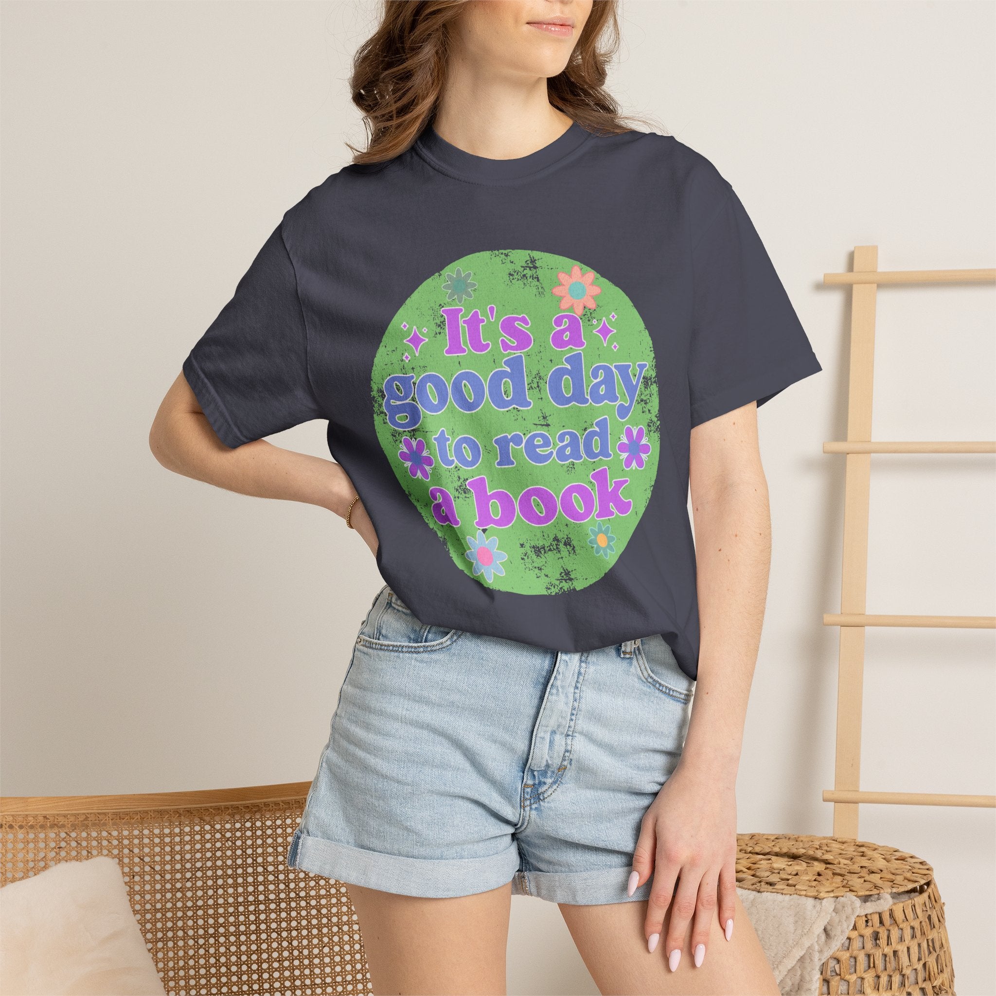 It's a Good Day to Read a Book Textured T-Shirt