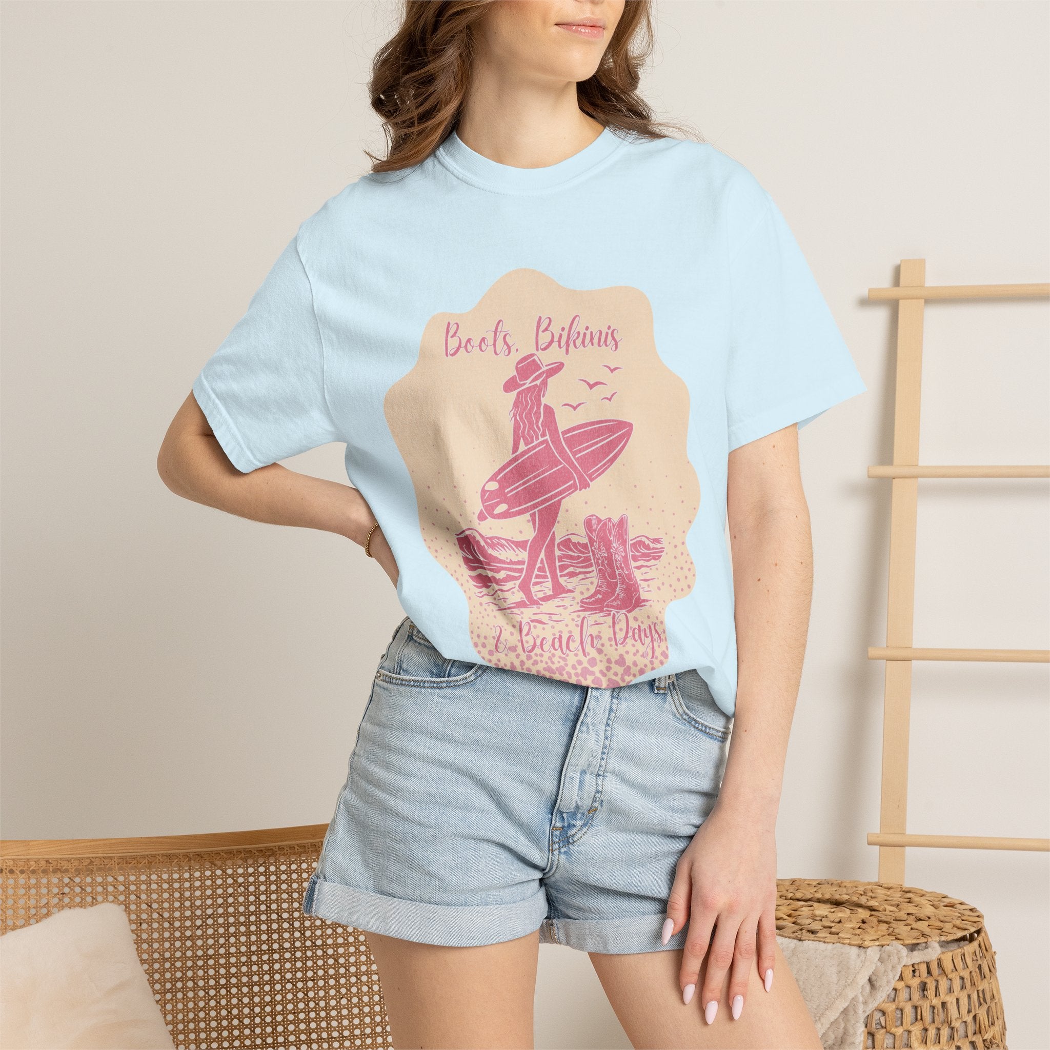 Textured Surf Beach Vintage T-Shirt — 'Beach Bums & Good Vibes' Retro Surf Graphic