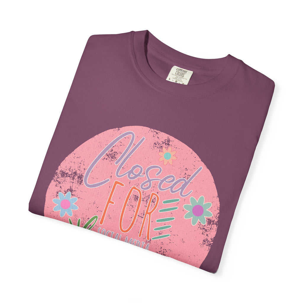 Closed For Detox Textured T‑Shirt — Cute Floral Wellness Tee