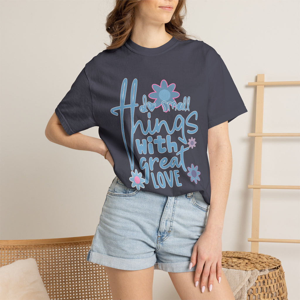 Textured Retro Great Love Graphic Tee
