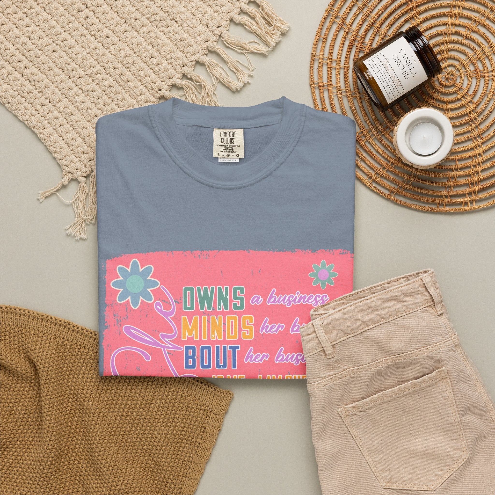 Textured She Owns Minds Her Business T-Shirt —  Floral Retro Design
