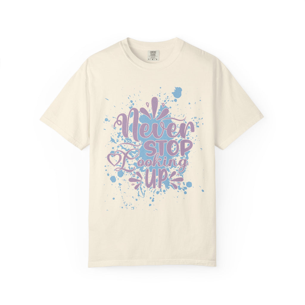 Retro Never Stop Looking Up Tee Textured Inspirational Graphic T-Shirt