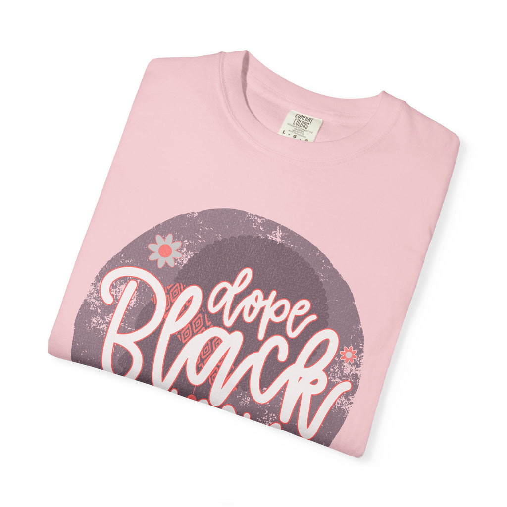 Dope Black Mom Textured T-Shirt — Floral Retro Circle Graphic for Proud Moms