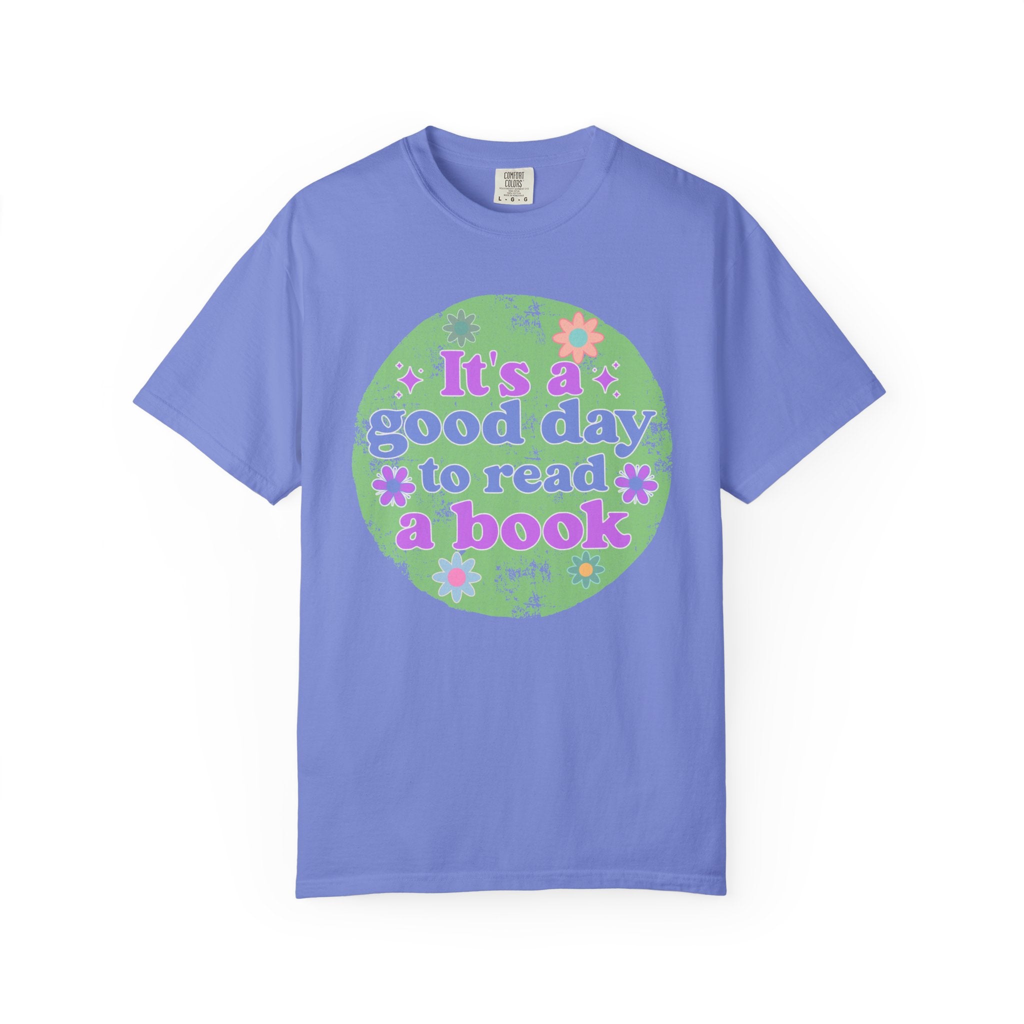 It's a Good Day to Read a Book Textured T-Shirt