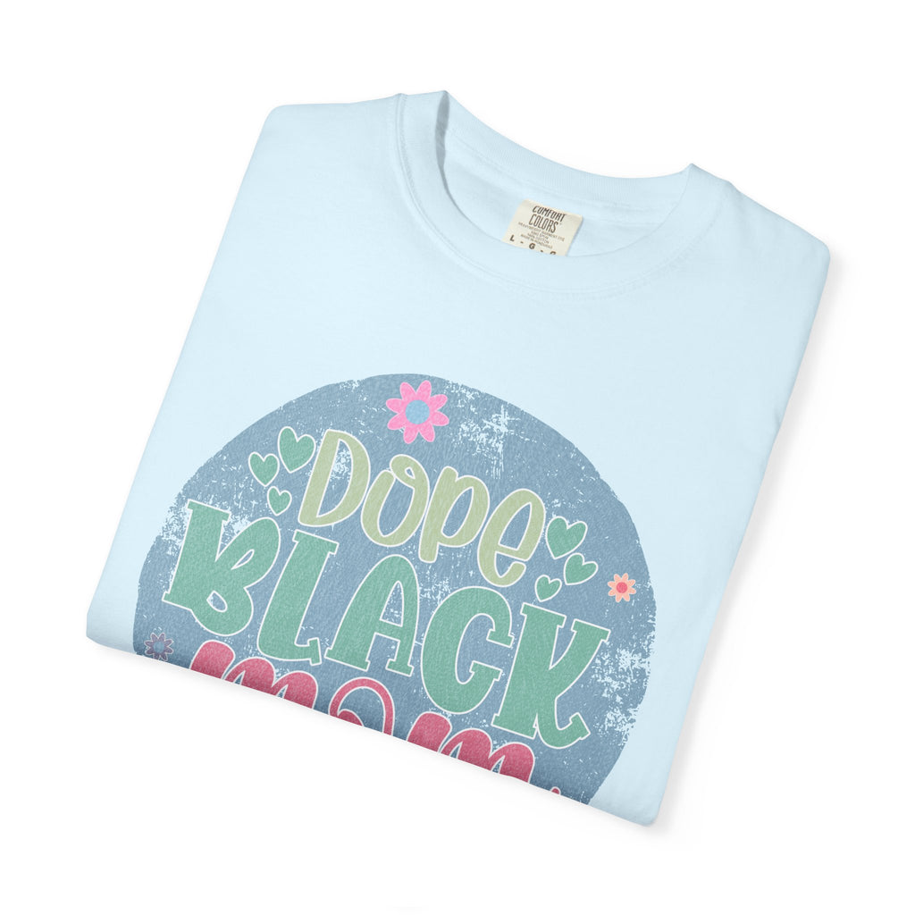 Dope Black Mom Textured T-Shirt — Floral Retro Circle Graphic Tee for Mothers
