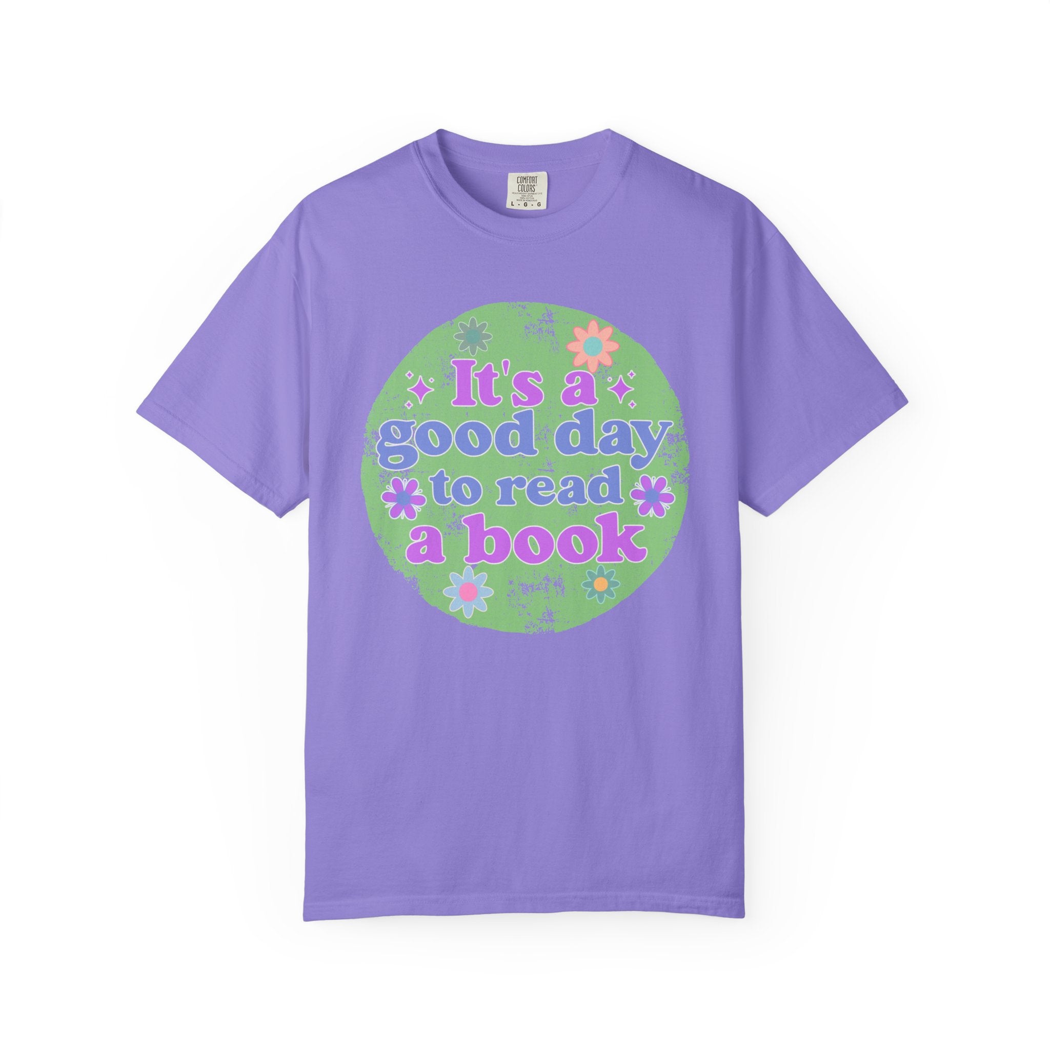 It's a Good Day to Read a Book Textured T-Shirt
