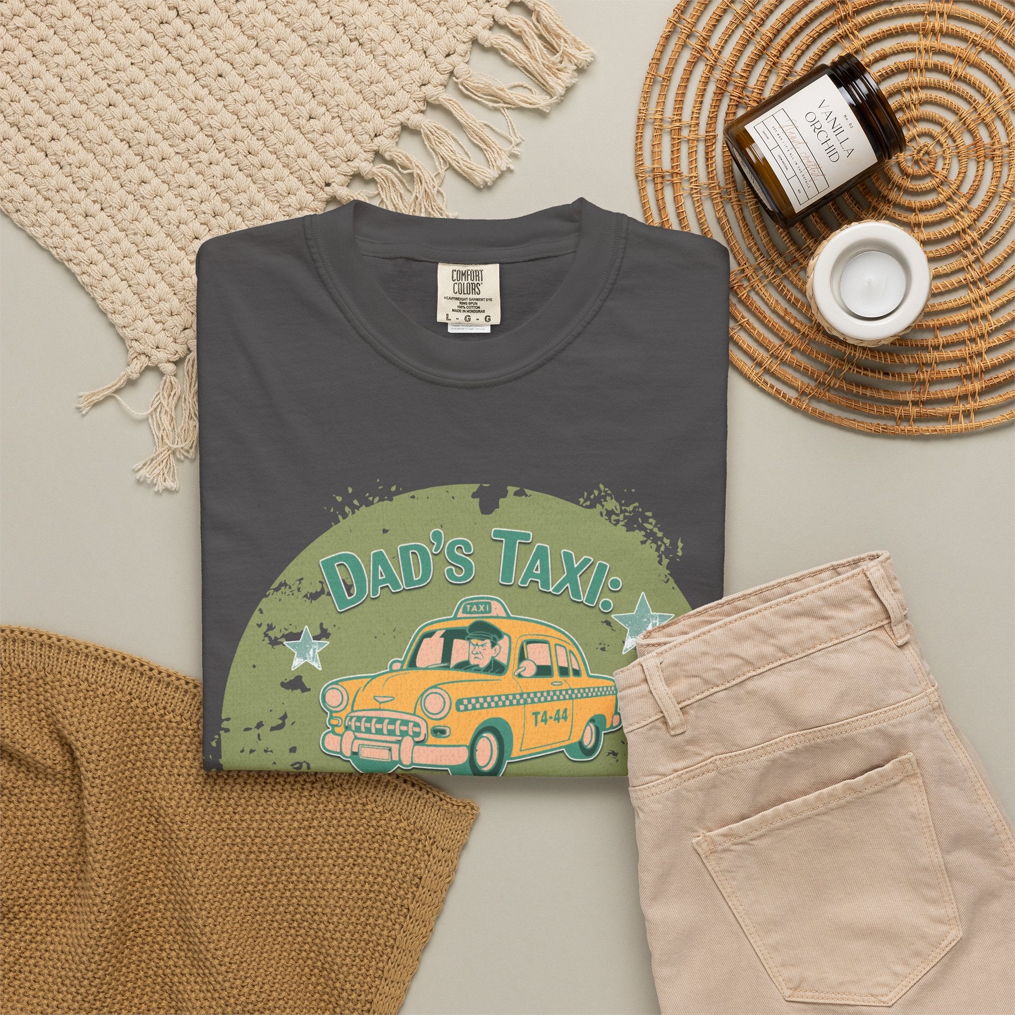 Textured Dad's Taxi Vintage Car T-Shirt