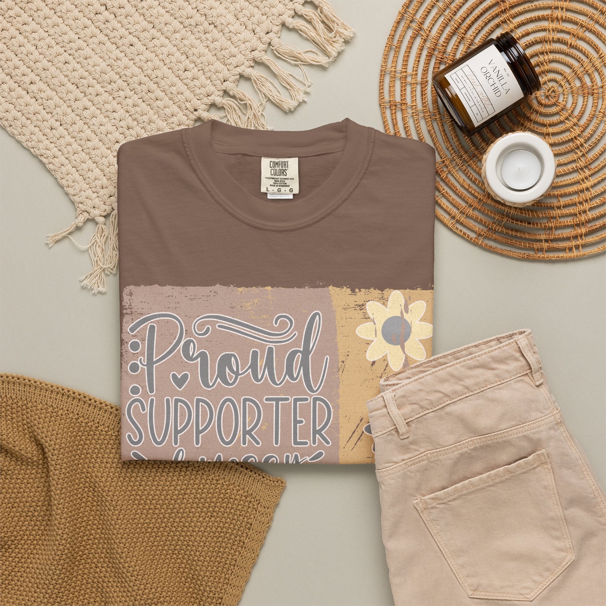Supporter of Messy Hair and Sweatpants Textured T-Shirt